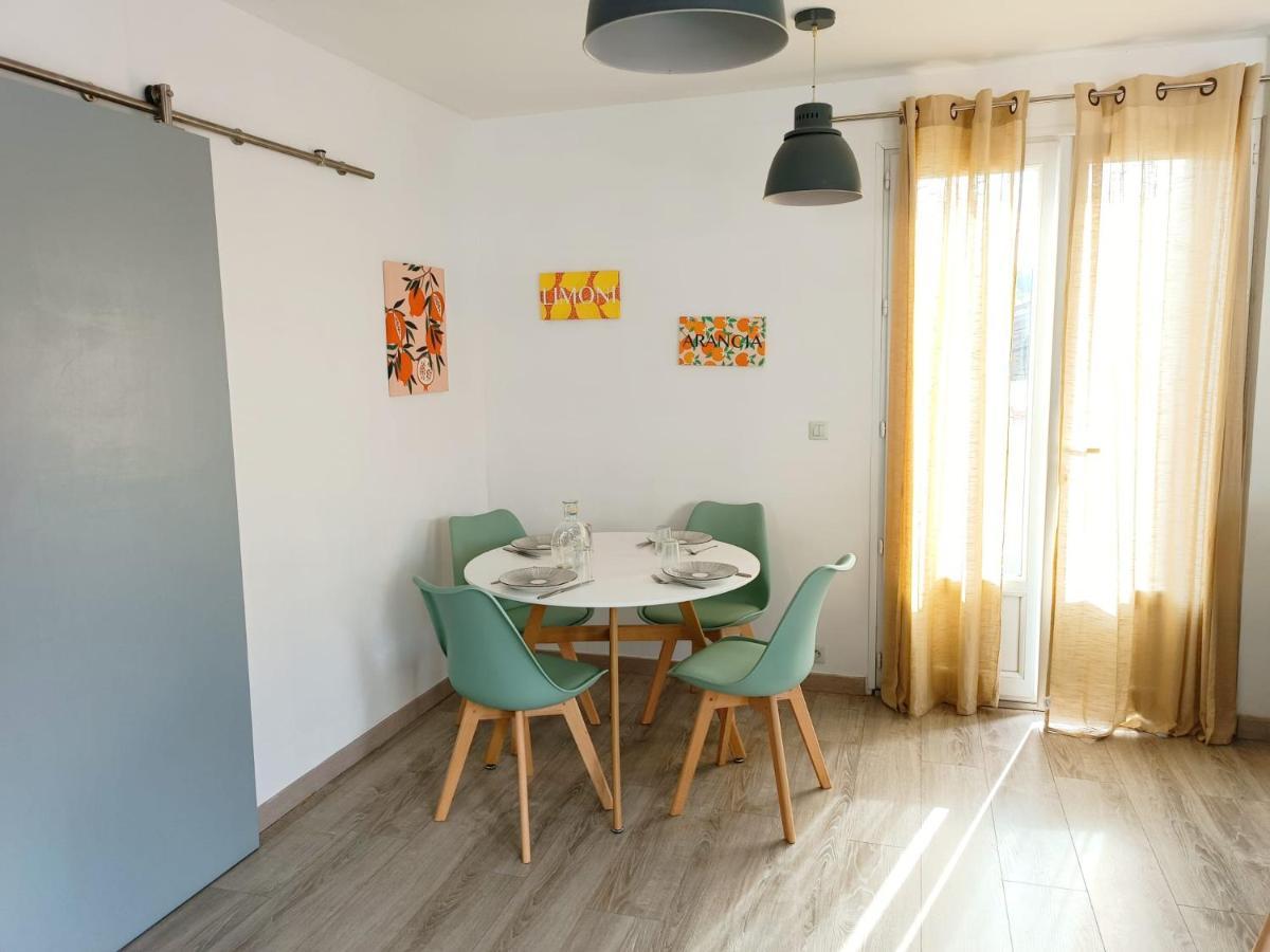 Cabanon Avec Dependance *